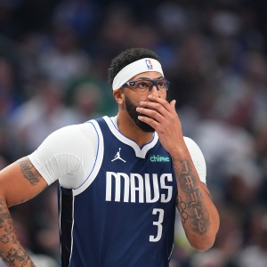 开云体育官网-基德：浓眉的独行侠生涯确实很遗憾 核心问题出在他的健康上